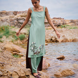 VANAM KURTA WITH DVITVA PANTS